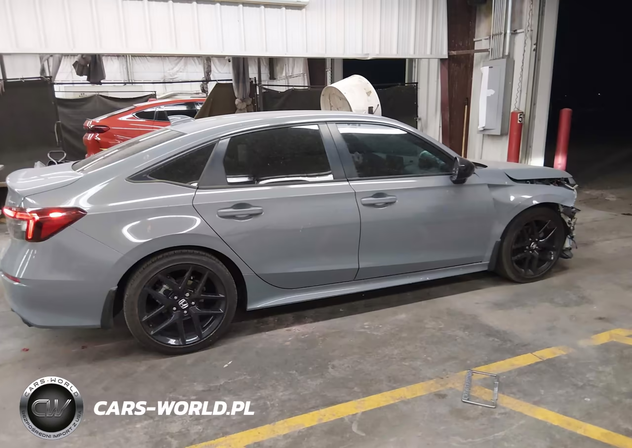 2025 Honda Civic Sport VIN:2HGFE2F51SH555193 - 13
