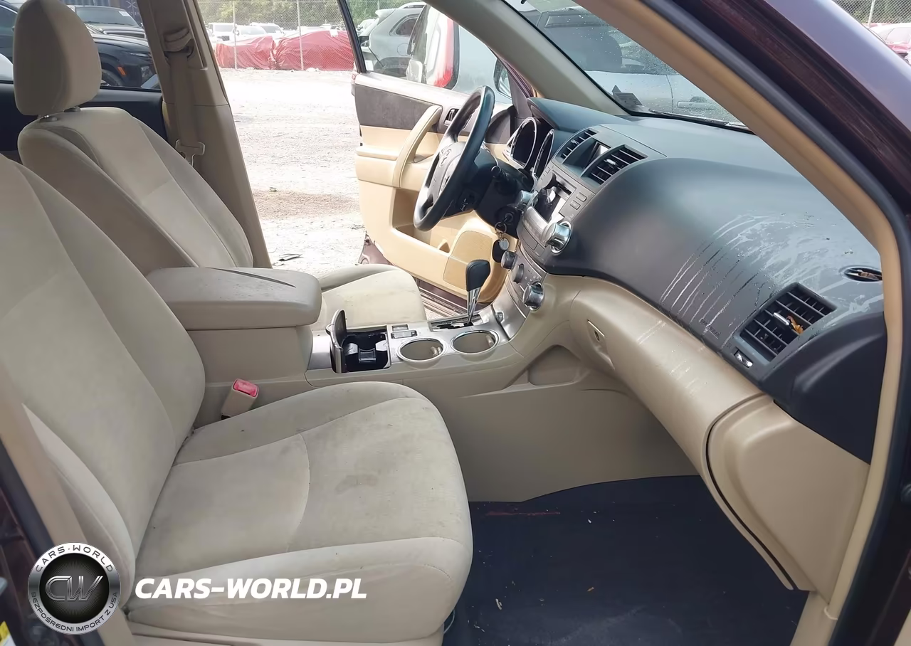 2012 Toyota Highlander Base V6 VIN:5TDBK3EH7CS171672 - 5