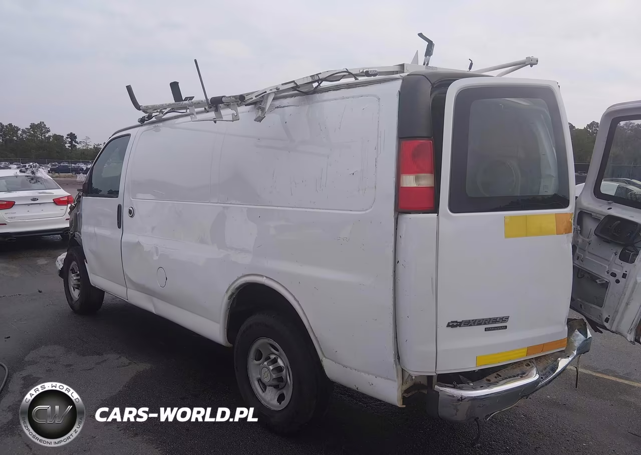 2014 Chevrolet Express 2500 Work Van VIN:1GCWGFCA2E1159732 - 3