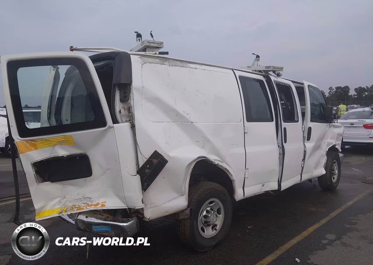 2014 Chevrolet Express 2500 Work Van VIN:1GCWGFCA2E1159732 - 4