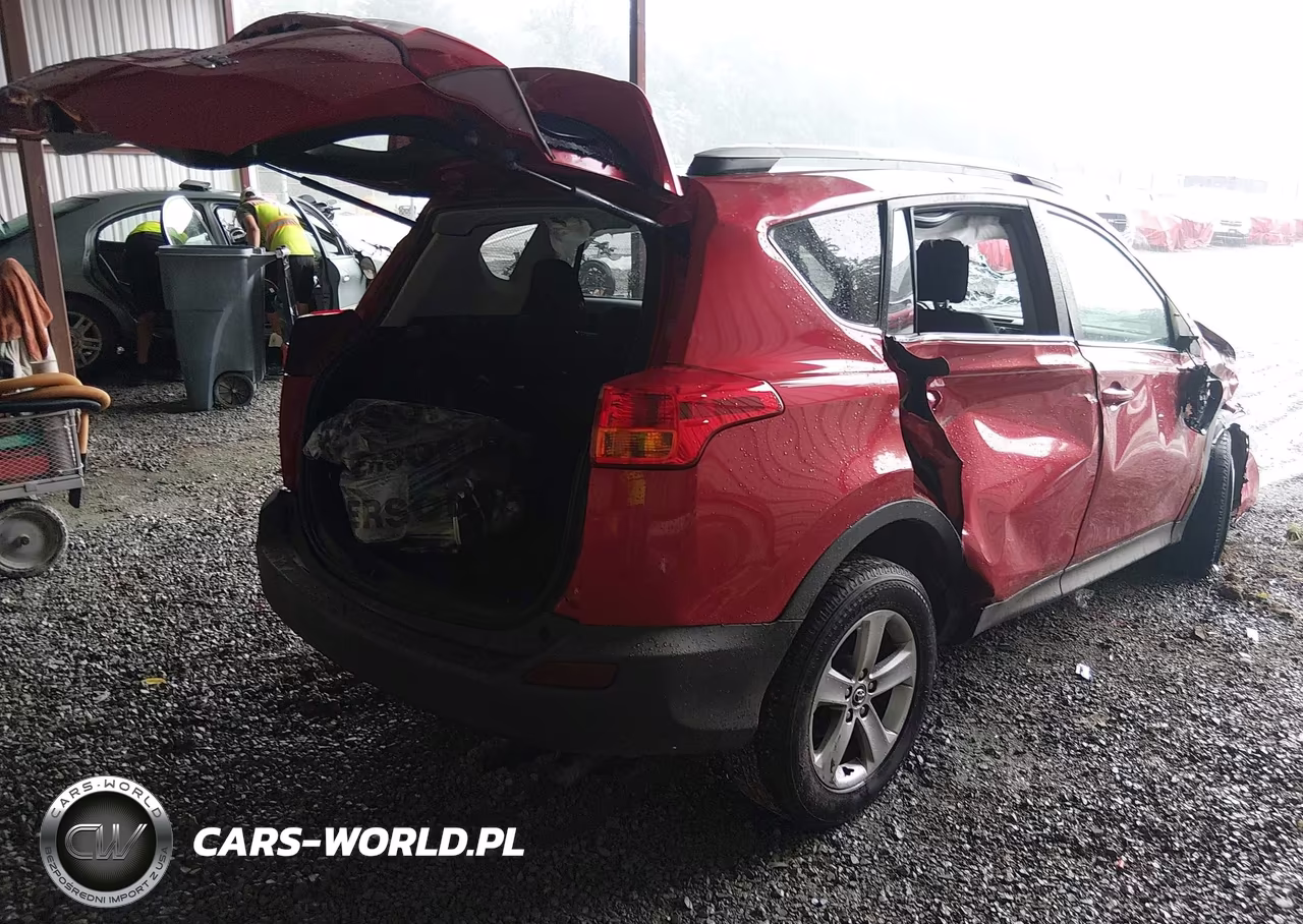 2015 Toyota Rav4 Xle VIN:2T3RFREV5FW288259 - 4