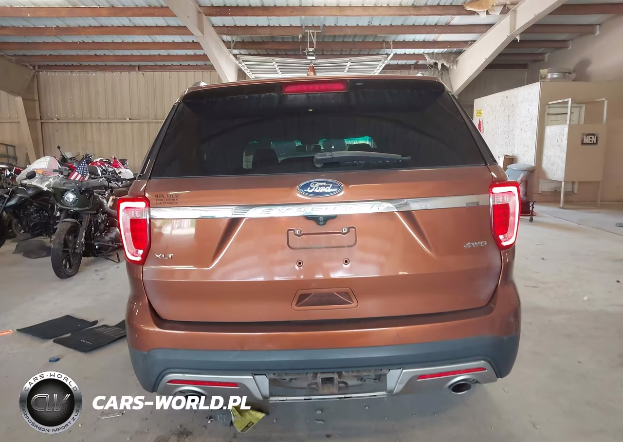 2017 Ford Explorer Xlt VIN:1FM5K8D82HGA21137 - 16