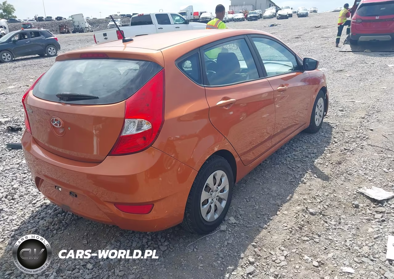 2017 Hyundai Accent Se VIN:KMHCT5AE6HU326509 - 4