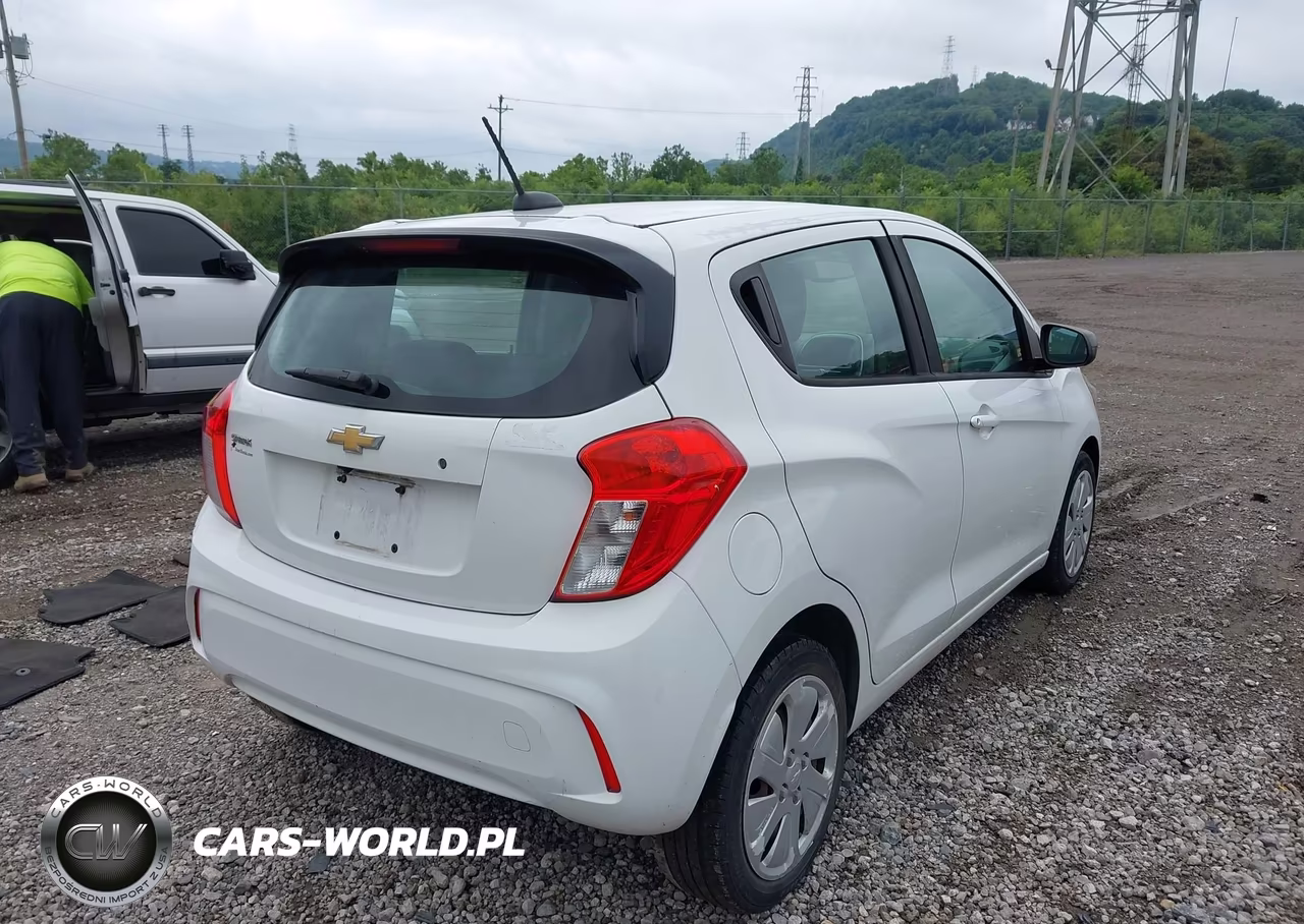 2017 Chevrolet Spark Ls Cvt VIN:KL8CB6SA2HC789237 - 4