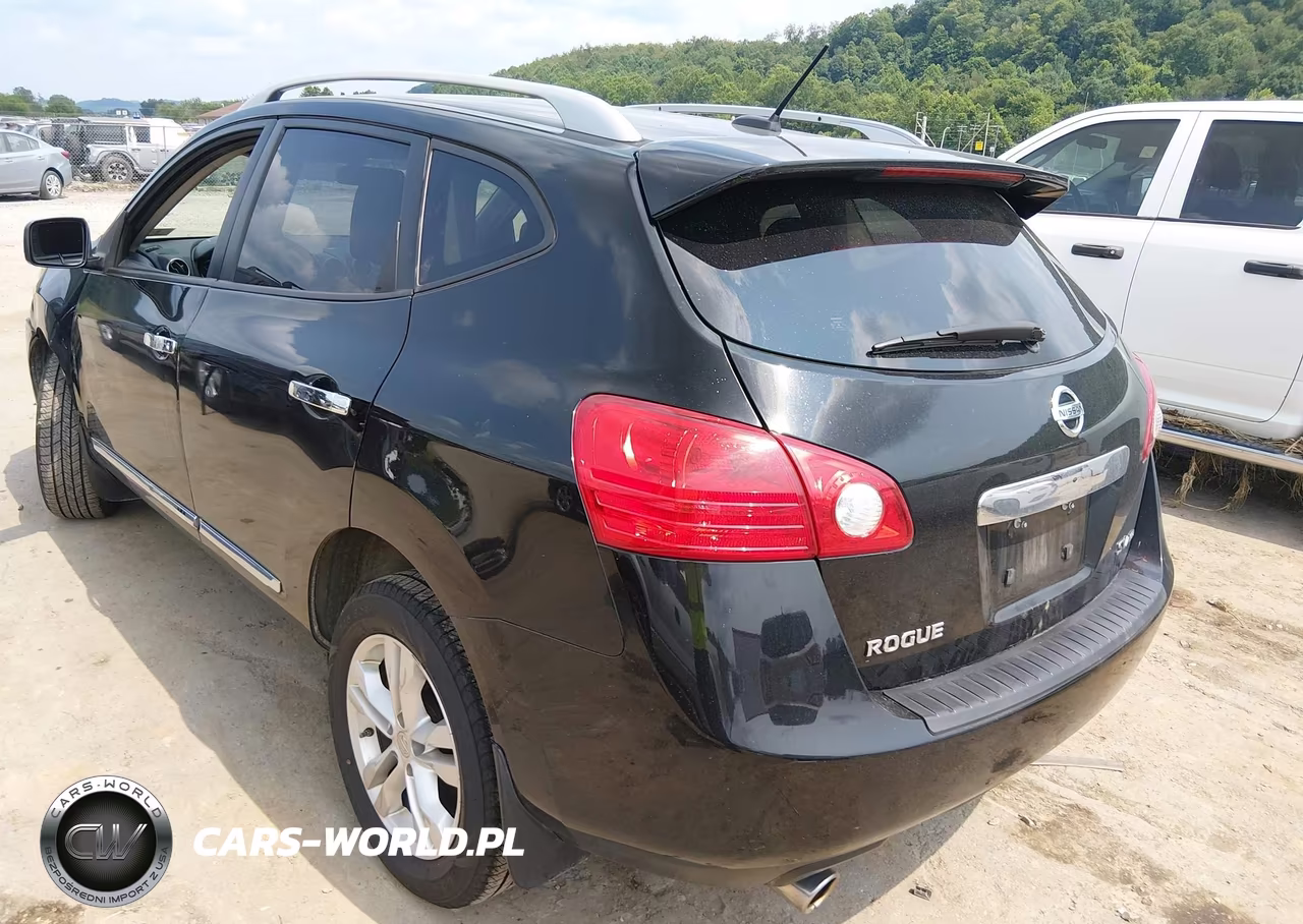 2013 Nissan Rogue Sv VIN:JN8AS5MV0DW621666 - 3