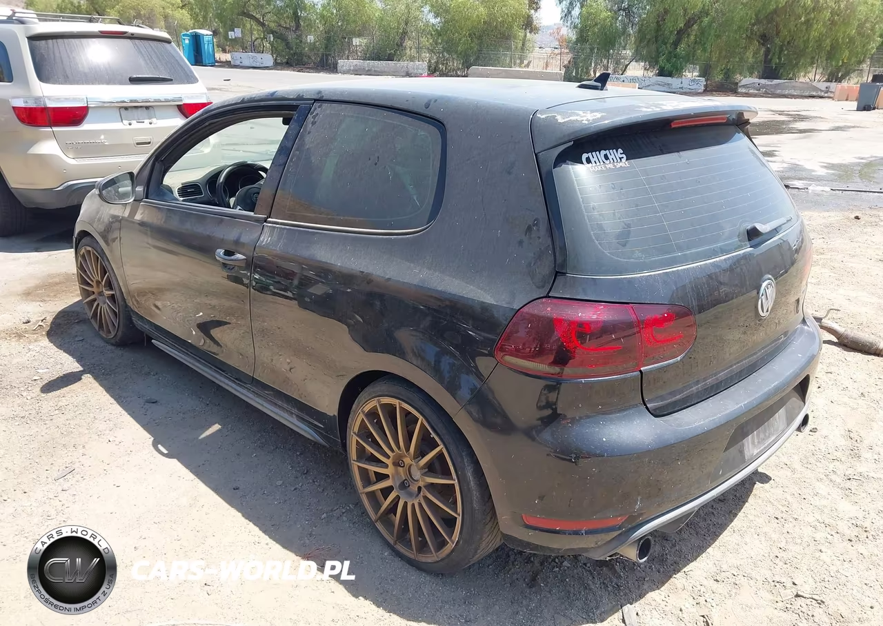 2010 Volkswagen Gti 2-Door VIN:WVWFD7AJ9AW140285 - 3