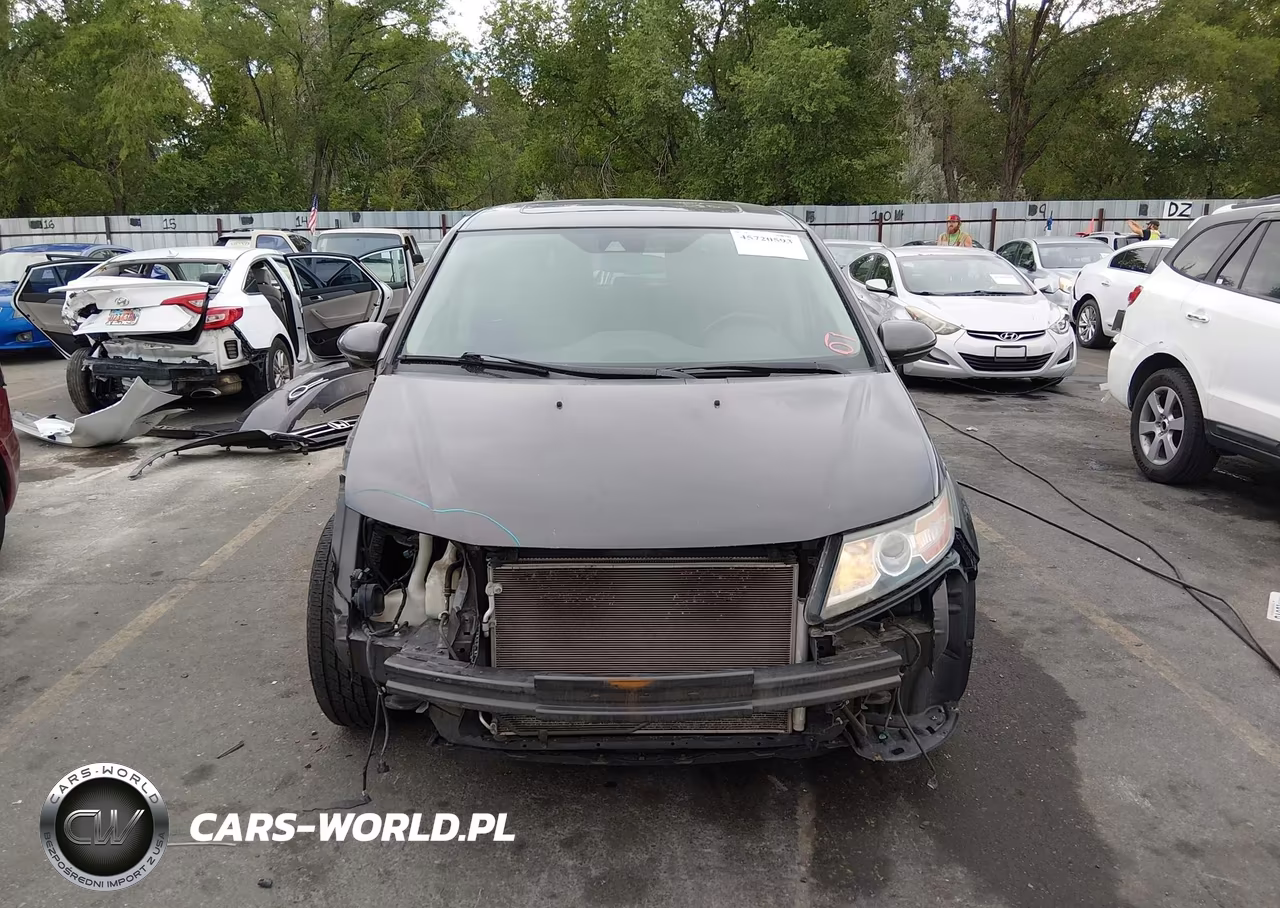 2015 Honda Odyssey Touring-Touring Elite VIN:5FNRL5H95FB050045 - 13