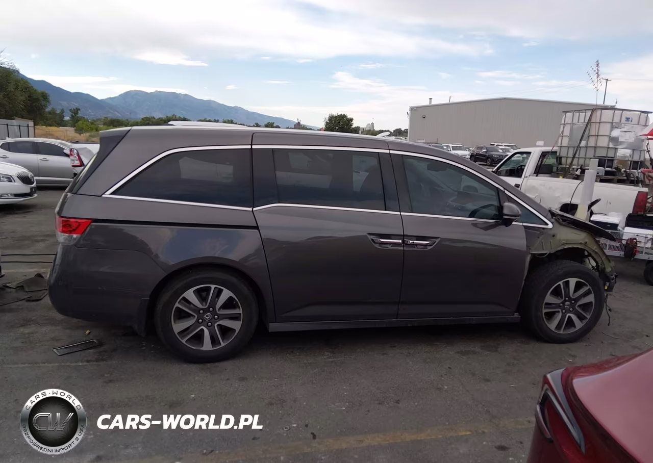 2015 Honda Odyssey Touring-Touring Elite VIN:5FNRL5H95FB050045 - 14