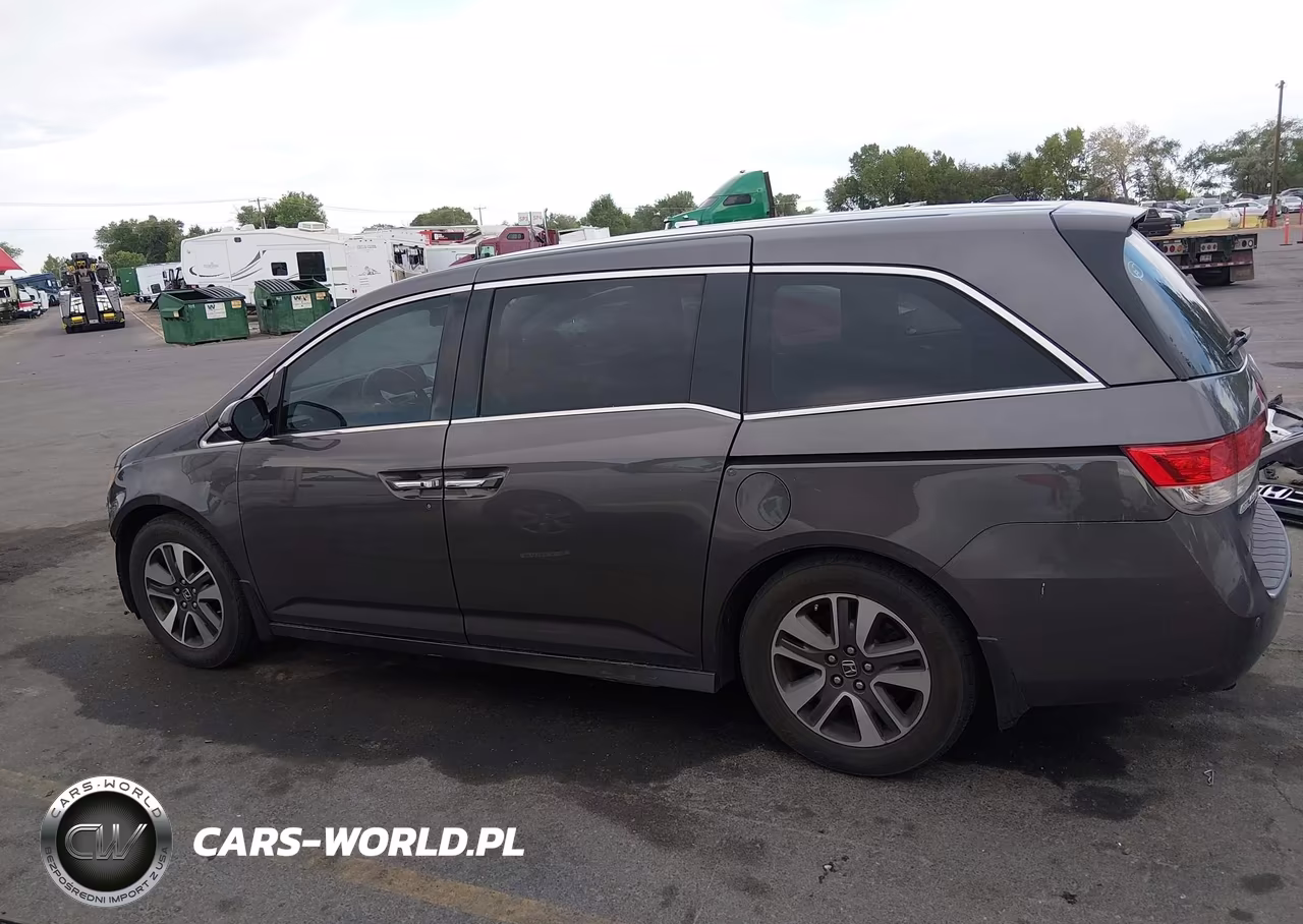 2015 Honda Odyssey Touring-Touring Elite VIN:5FNRL5H95FB050045 - 15