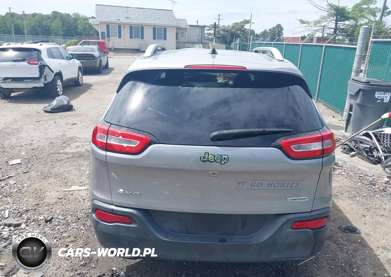2014 Jeep Cherokee Latitude VIN:1C4PJMCBXEW240564 - 16
