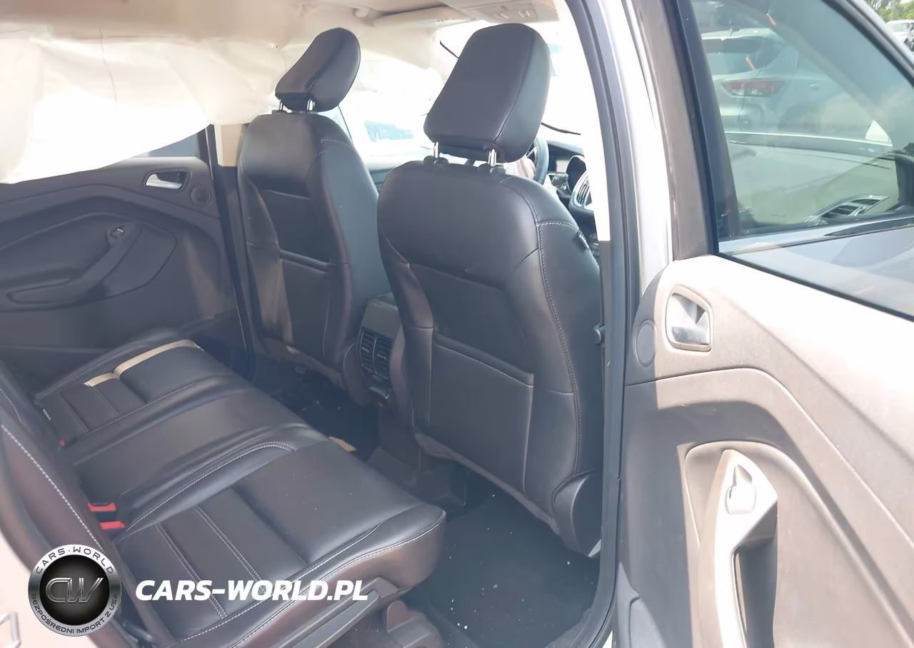 2019 Ford Escape Titanium VIN:1FMCU0J95KUB76256 - 8