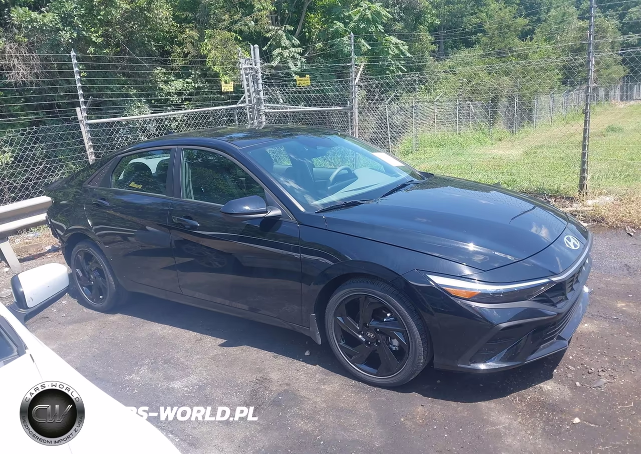 2026 Hyundai Elantra Sel Sport VIN:KMHLM4DG9TU227132 - 13