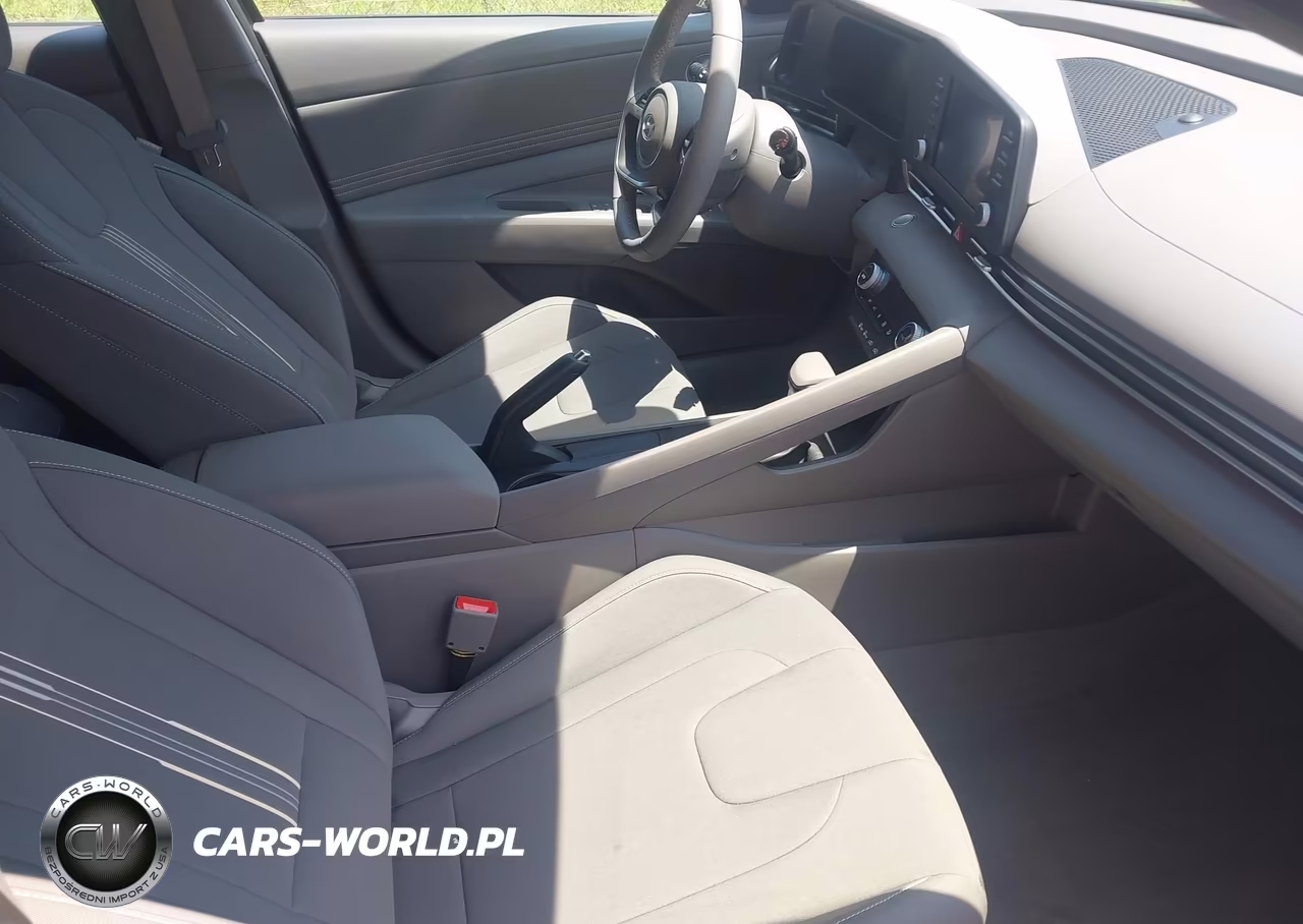 2026 Hyundai Elantra Sel Sport VIN:KMHLM4DG9TU227132 - 5