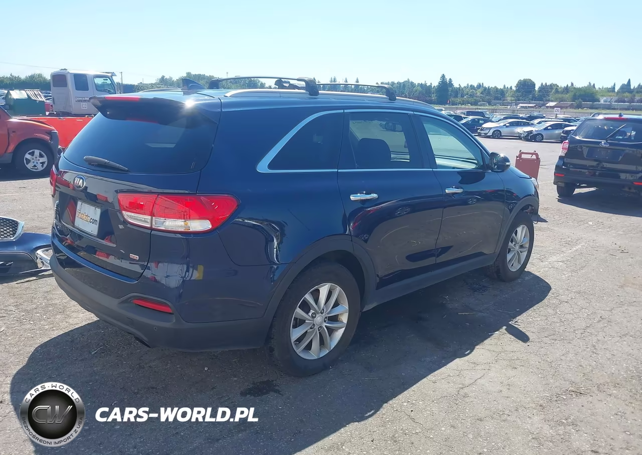 2016 Kia Sorento 2.4L Lx VIN:5XYPG4A32GG185828 - 4