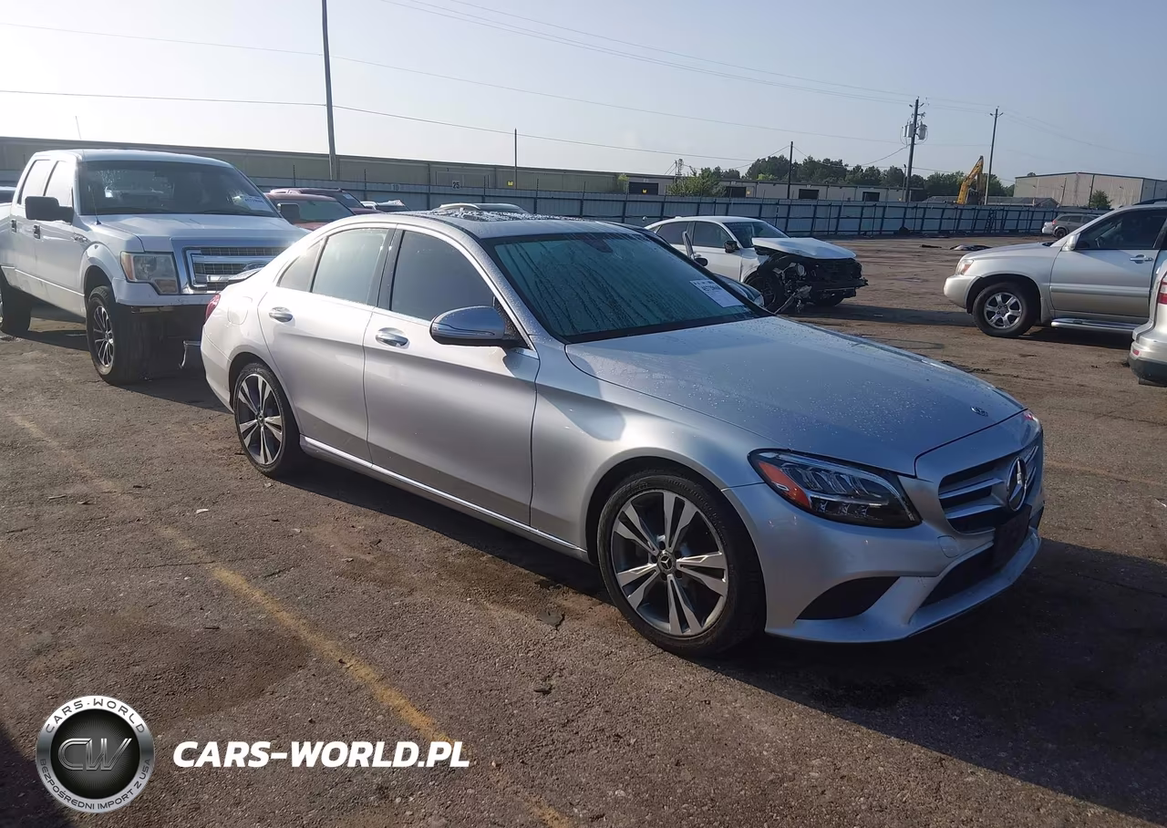 2020 Mercedes-Benz C 300