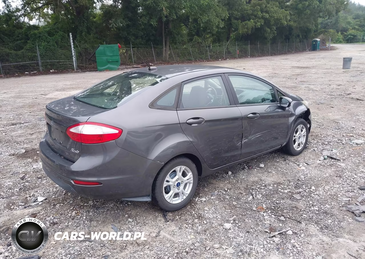 2015 Ford Fiesta Se VIN:3FADP4BJ7FM223206 - 4