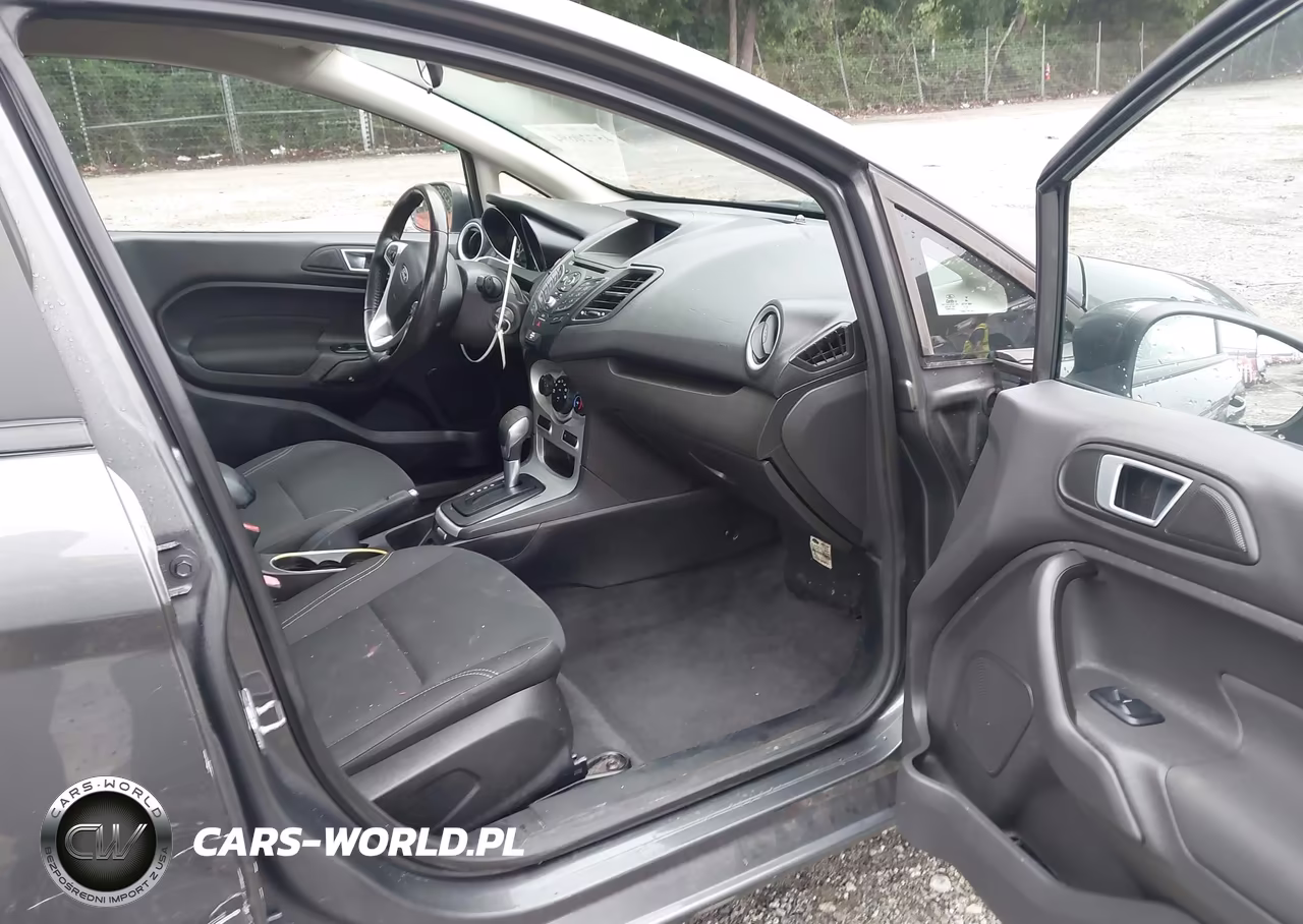 2015 Ford Fiesta Se VIN:3FADP4BJ7FM223206 - 5
