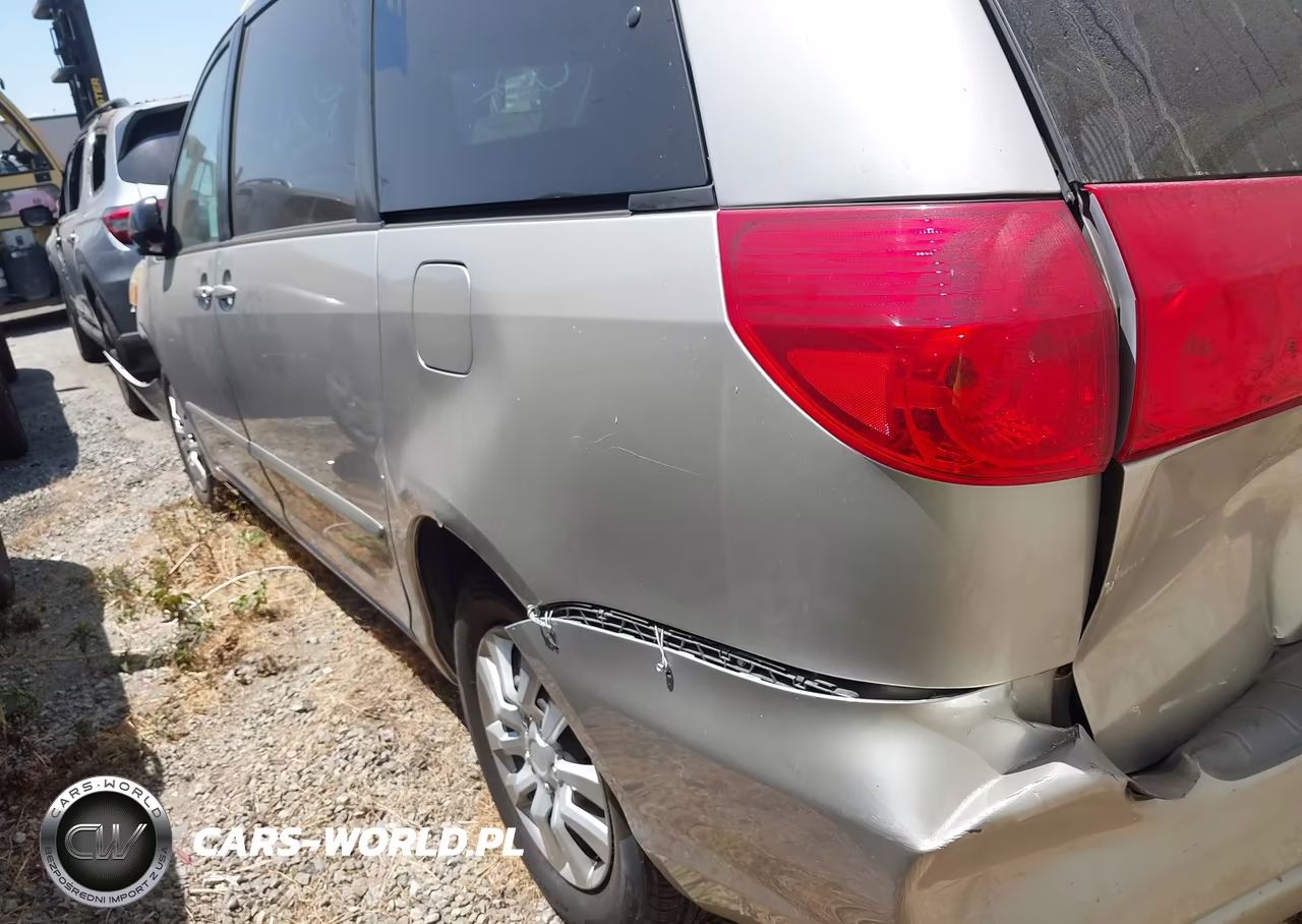 2009 Toyota Sienna Le VIN:5TDZK23C59S228668 - 3