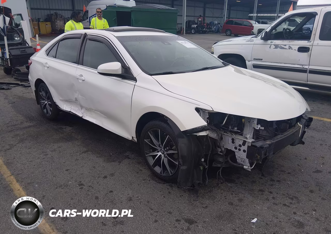 2017 Toyota Camry Xse – zdjęcie 1 z 17