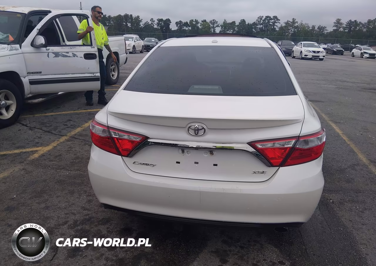 2017 Toyota Camry Xse VIN:4T1BF1FK3HU753155 - 17