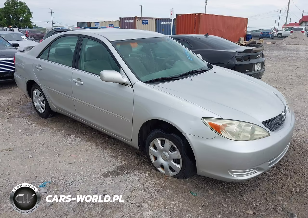 2004 Toyota Camry Le