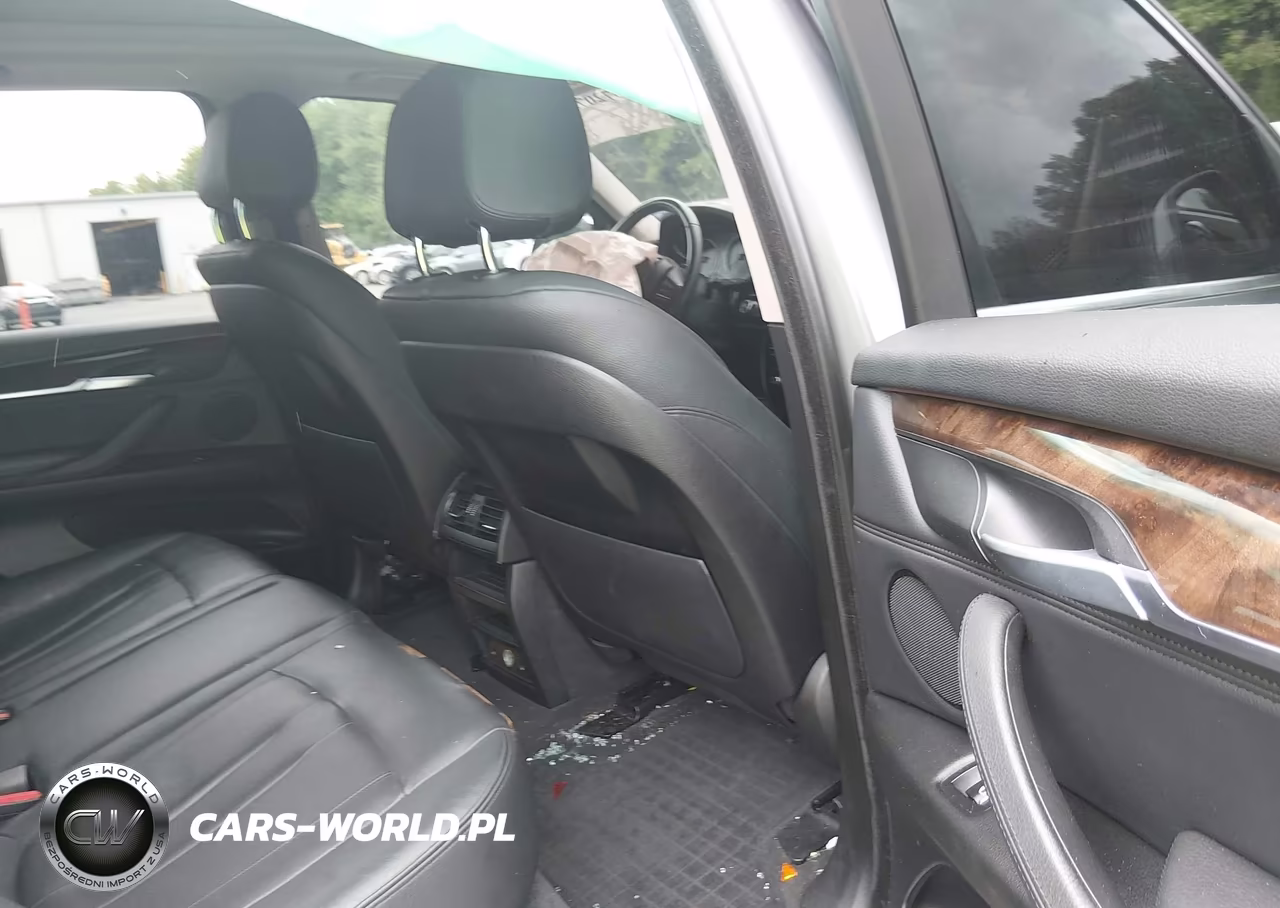 2014 BMW X5 xDrive35I VIN:5UXKR0C56E0H17453 - 8