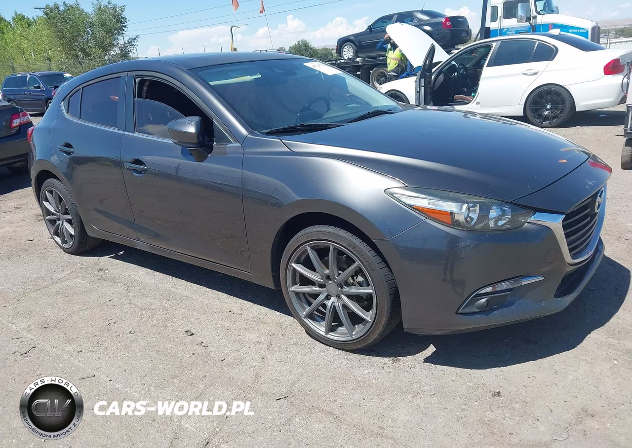 2017 Mazda Mazda3 Grand Touring – zdjęcie 1 z 16
