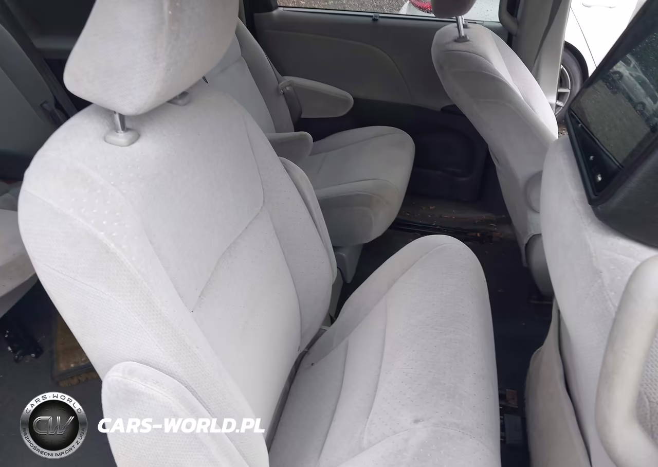 2020 Toyota Sienna Le VIN:5TDKZ3DC1LS054882 - 8