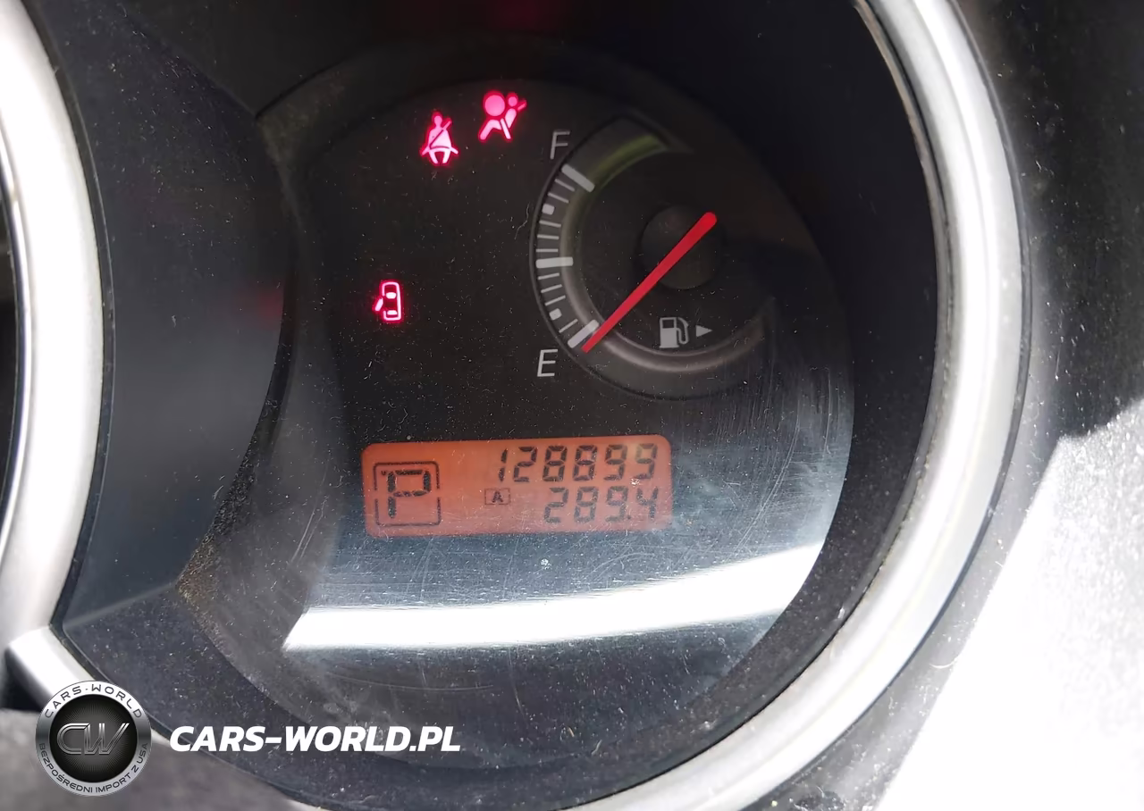 2010 Nissan Versa 1.8S VIN:3N1BC1CP4AL387965 - 16