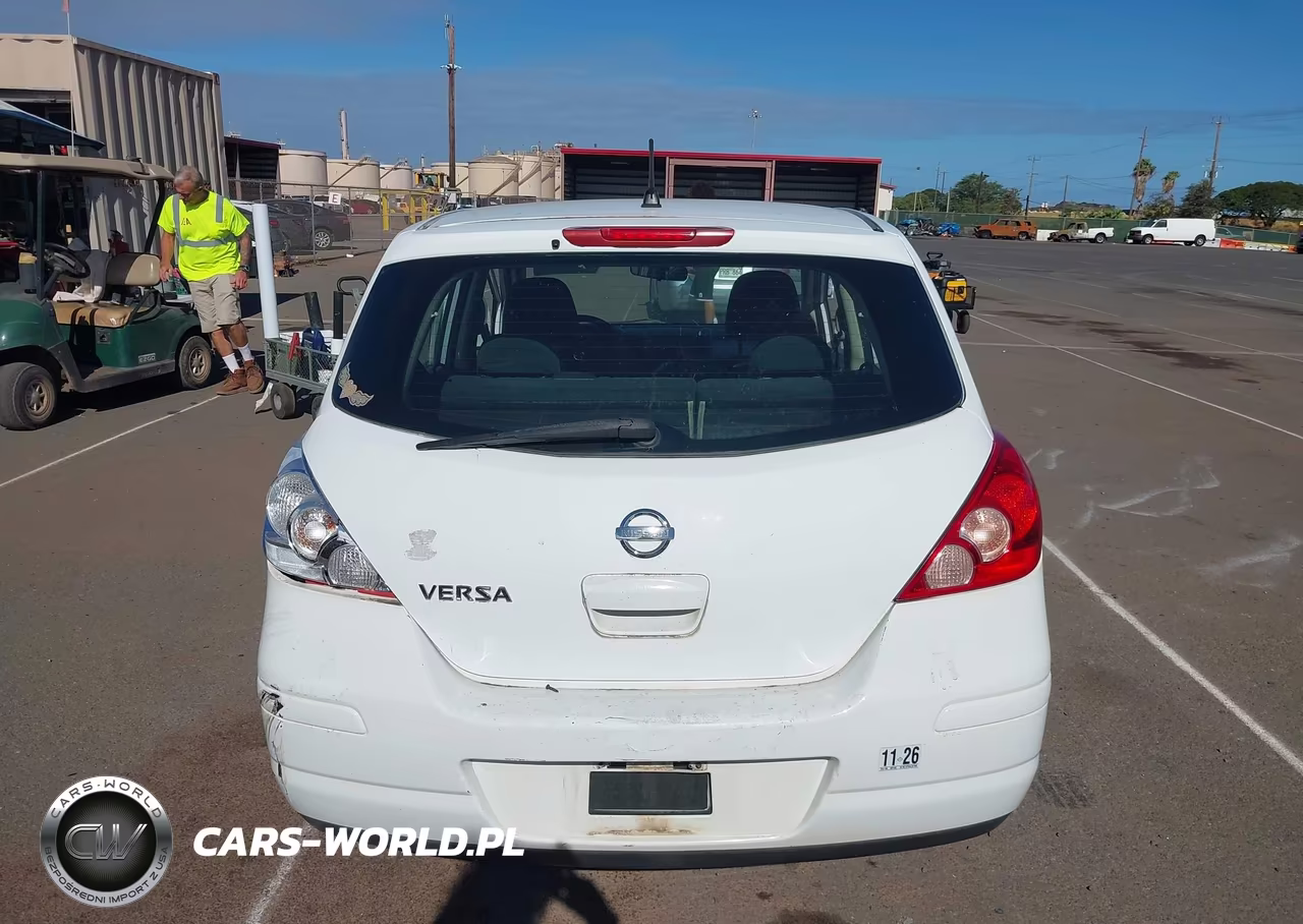 2010 Nissan Versa 1.8S VIN:3N1BC1CP4AL387965 - 17