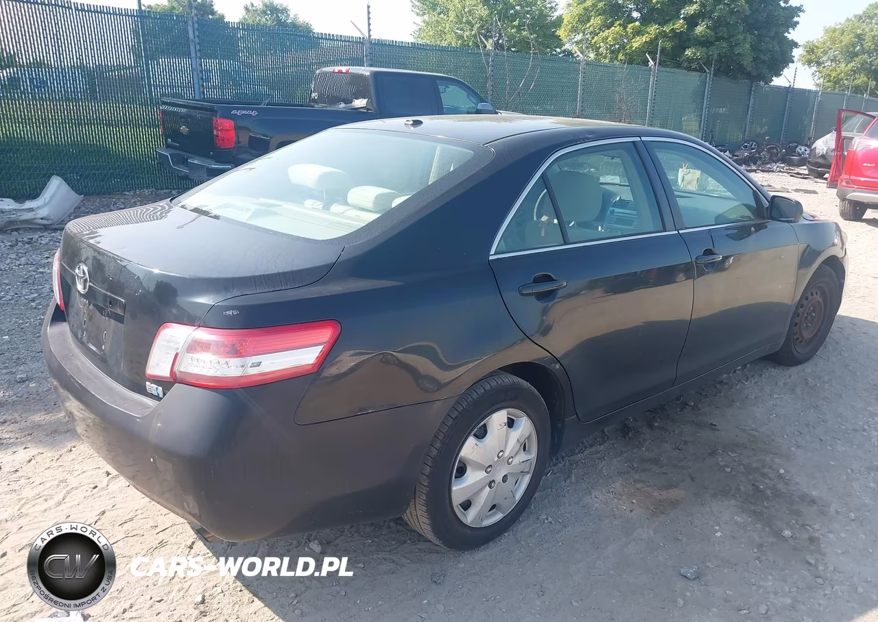2010 Toyota Camry Le VIN:4T1BF3EK0AU023514 - 4