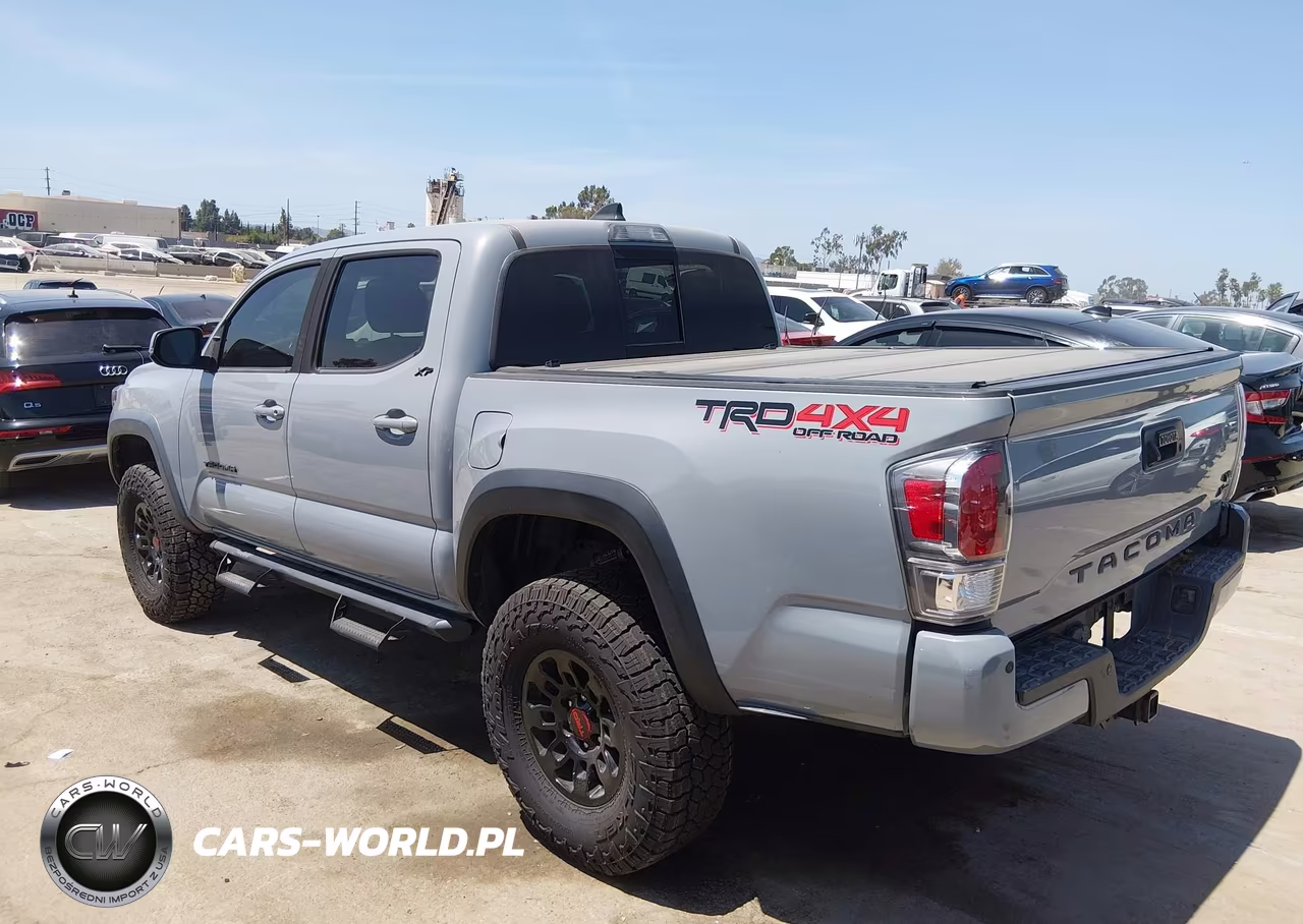 2020 Toyota Tacoma Trd Off-Road VIN:3TMCZ5AN4LM312639 - 3