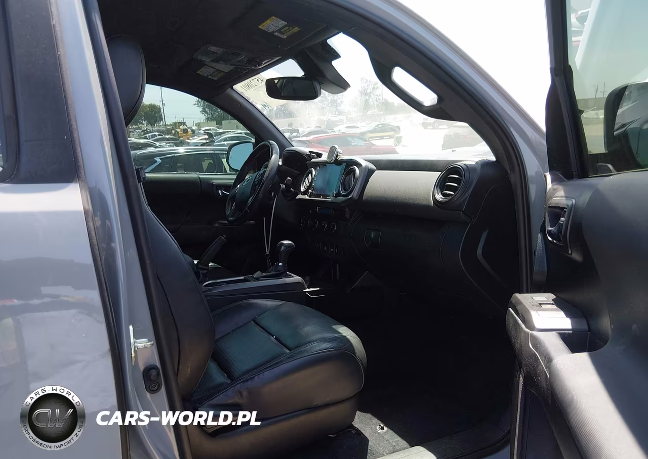 2020 Toyota Tacoma Trd Off-Road VIN:3TMCZ5AN4LM312639 - 5