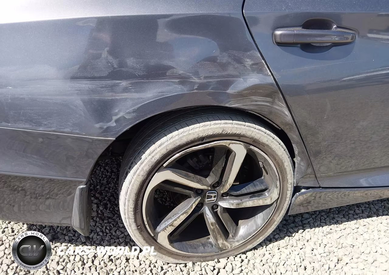 2018 Honda Accord Sport VIN:1HGCV1F39JA211992 - 6