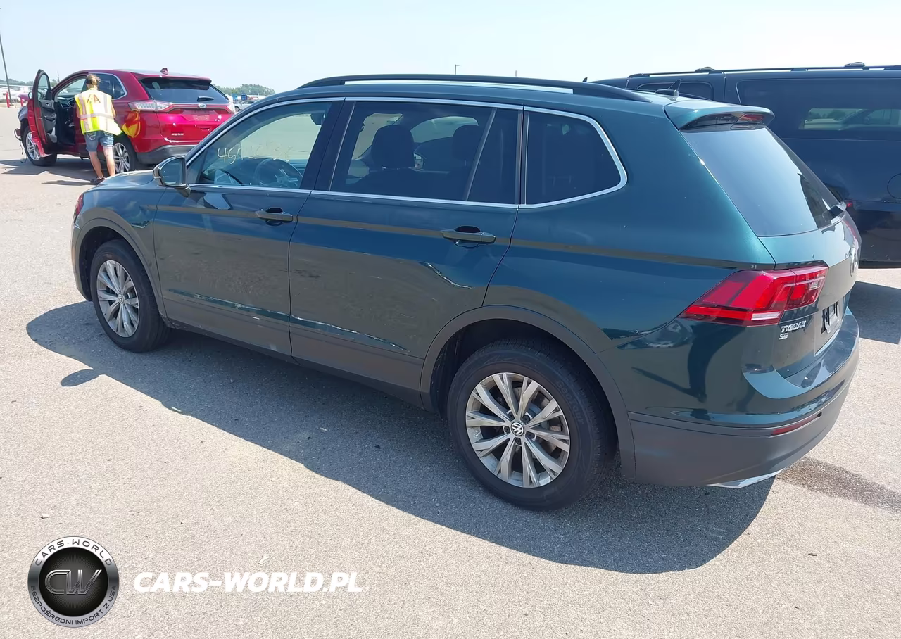 2019 Volkswagen Tiguan 2.0T Se-2.0T Sel-2.0T Sel R-Line-2.0T Sel R-Line Black VIN:3VV2B7AXXKM077970 - 3