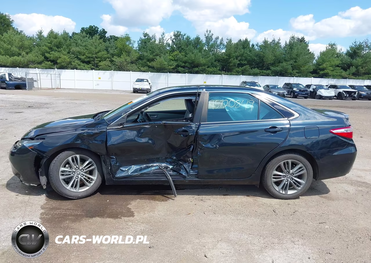 2015 Toyota Camry Se VIN:4T1BF1FK9FU053119 - 14