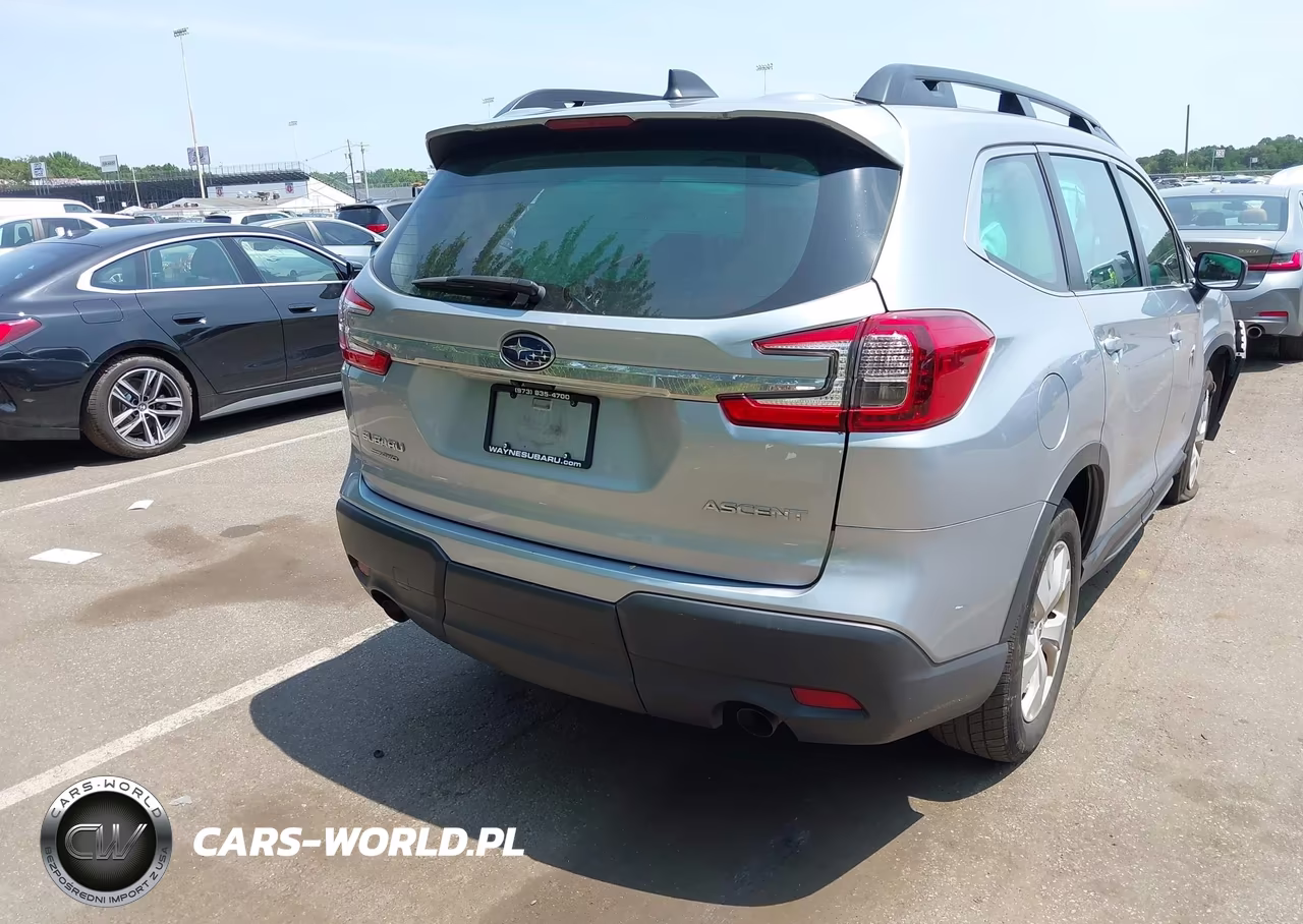 2023 Subaru Ascent Base 8-Passenger VIN:4S4WMAAD2P3402502 - 4