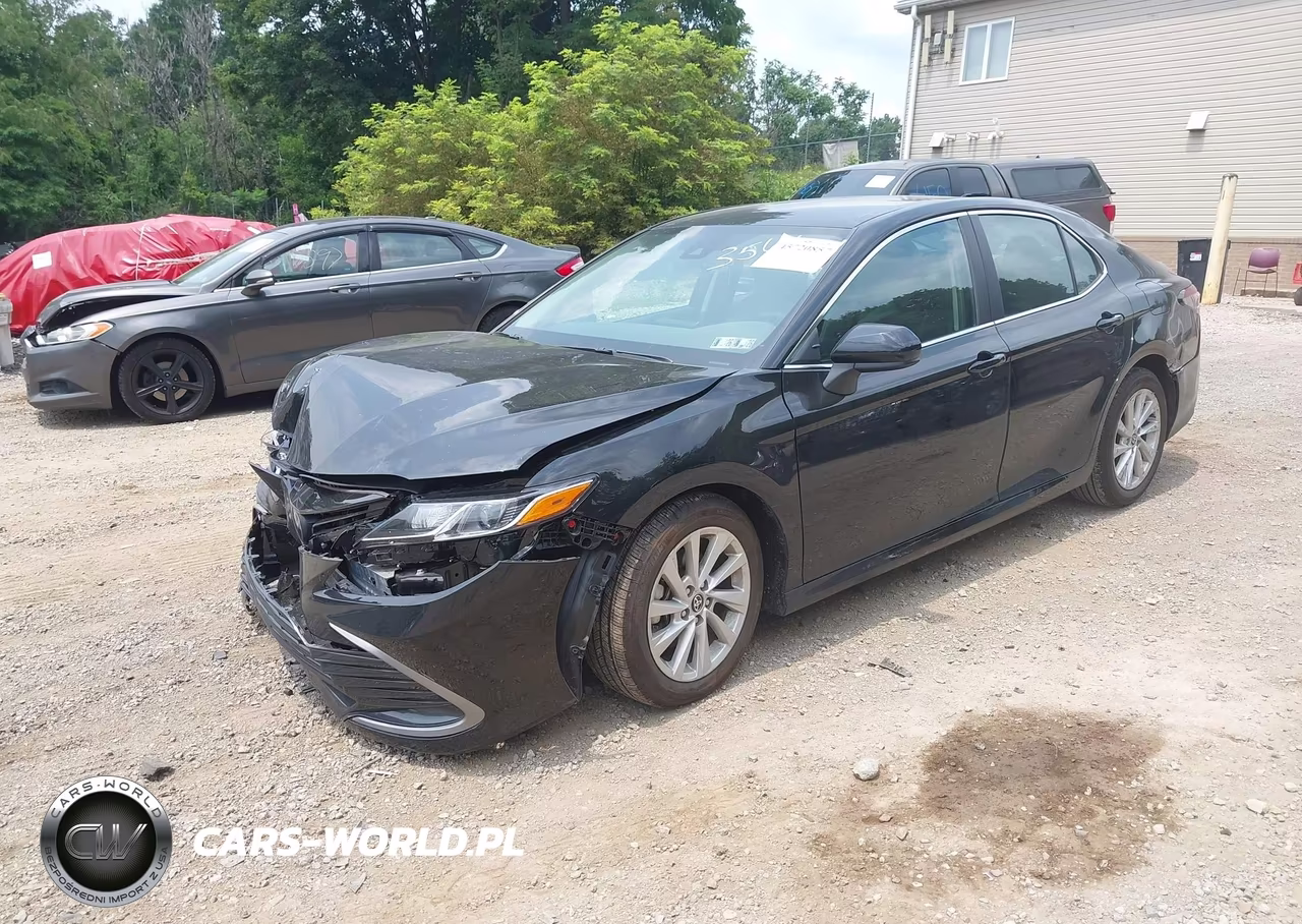 2024 Toyota Camry Le VIN:4T1C11AK8RU193564 - 2