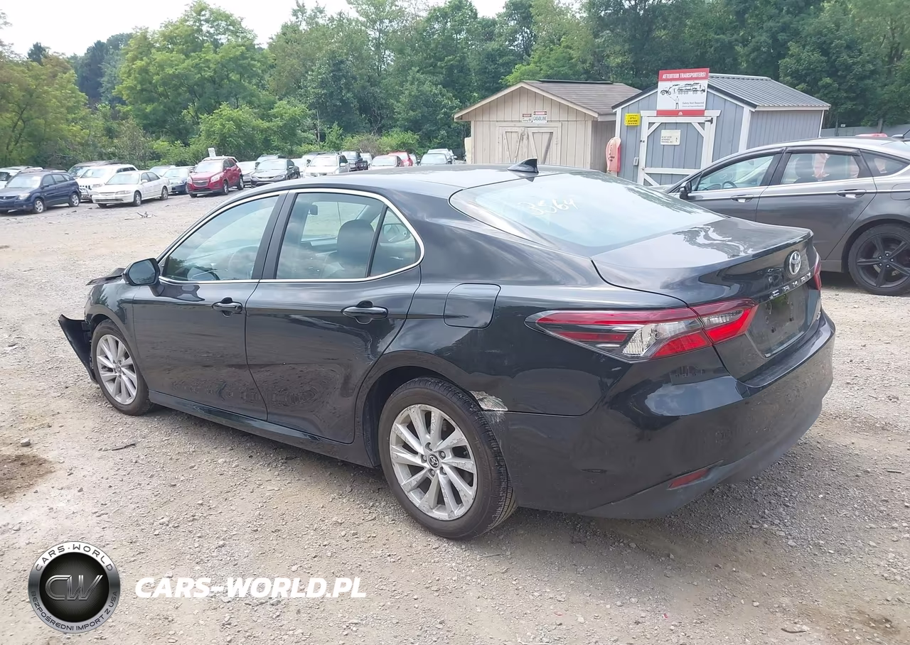 2024 Toyota Camry Le VIN:4T1C11AK8RU193564 - 3