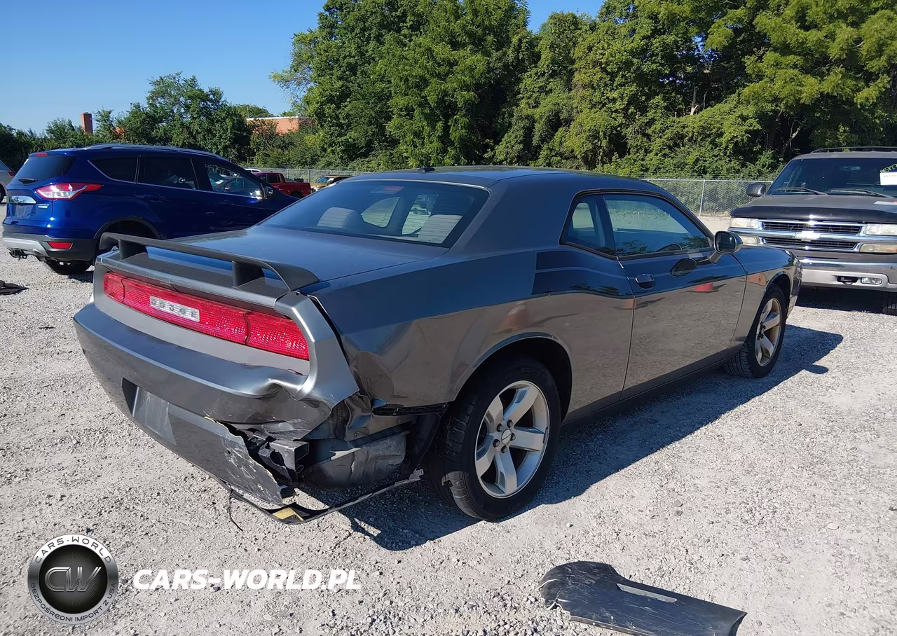 2011 Dodge Challenger VIN:2B3CJ4DGXBH574226 - 4
