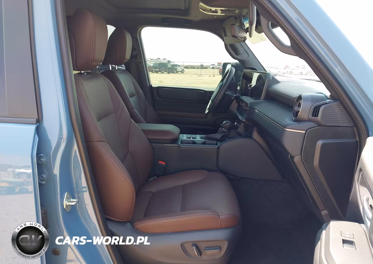 2025 Toyota Land Cruiser VIN:JTEABFAJ4SK044949 - 5