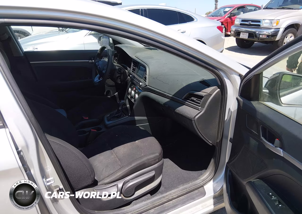 2019 Hyundai Elantra Se VIN:5NPD74LF6KH443599 - 5