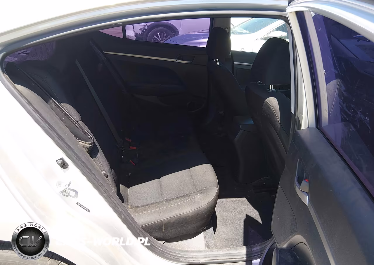 2019 Hyundai Elantra Se VIN:5NPD74LF6KH443599 - 8