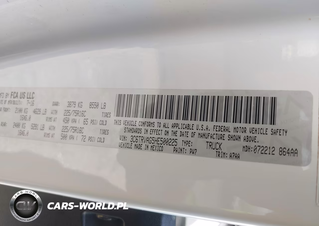 2017 Ram Promaster 1500 Low Roof 136 Wb VIN:3C6TRVAG5HE500225 - 9