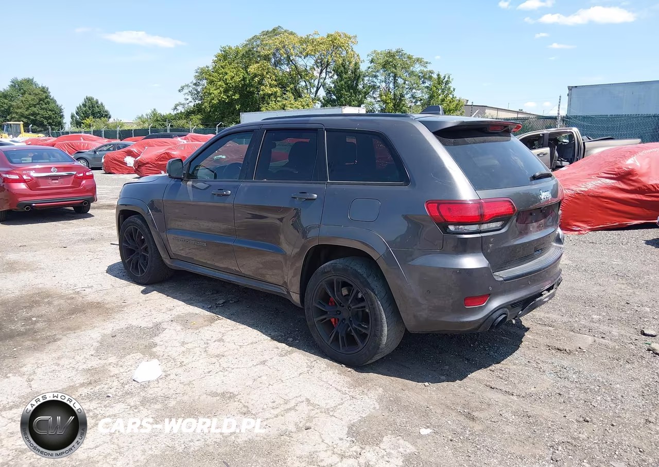 2017 Jeep Grand Cherokee Srt VIN:1C4RJFDJ8HC633186 - 3
