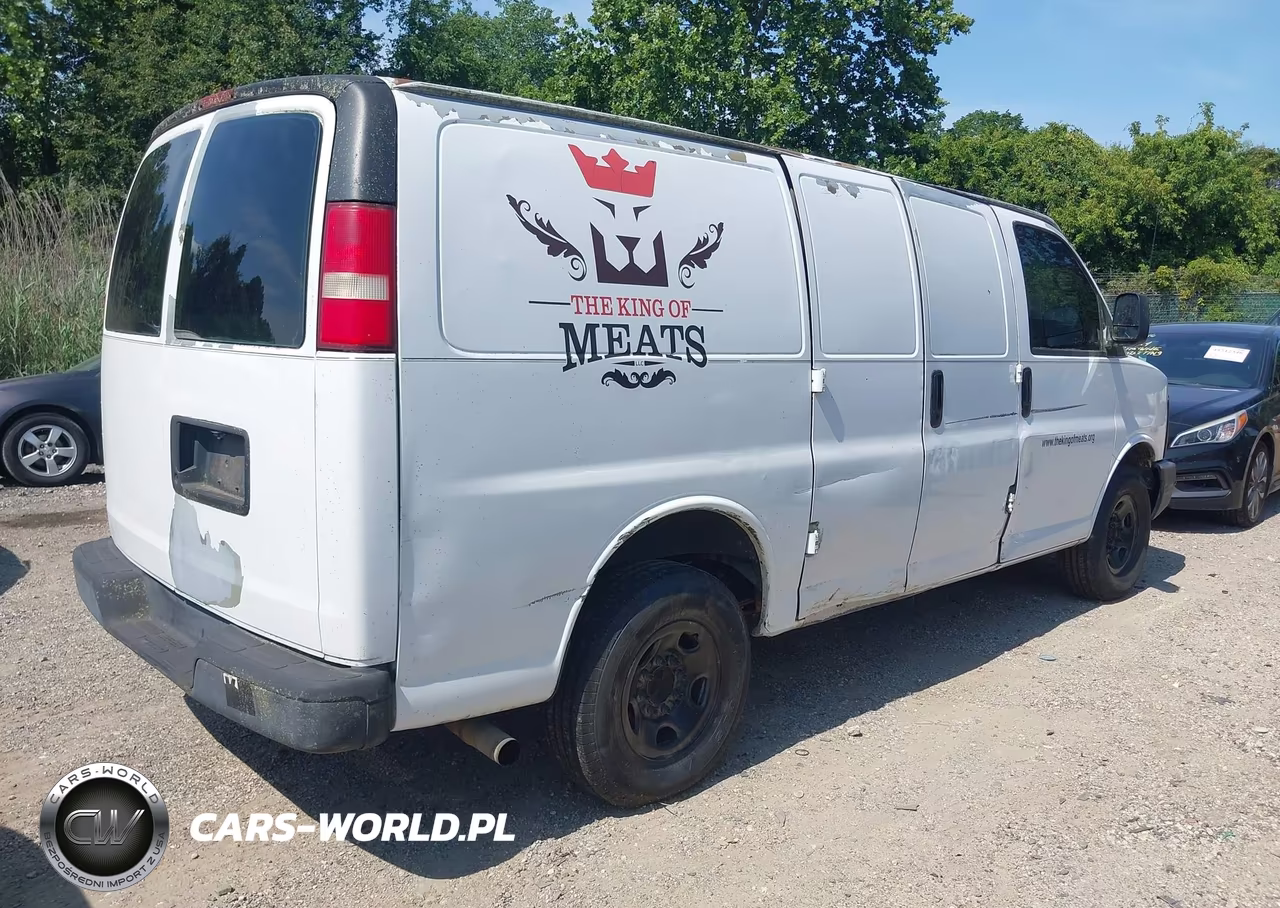 2009 Chevrolet Express Work Van VIN:1GCHG35CX91151146 - 4