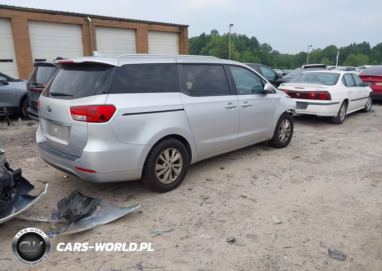 2016 Kia Sedona Lx VIN:KNDMB5C19G6174217 - 4