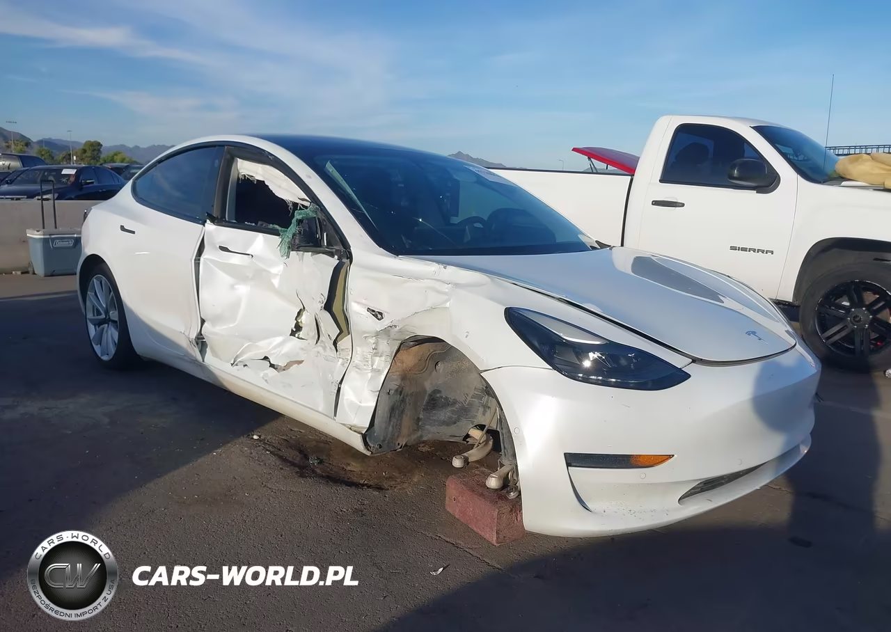2021 Tesla Model 3 Standard Range Plus Rear-Wheel Drive – zdjęcie 1 z 18