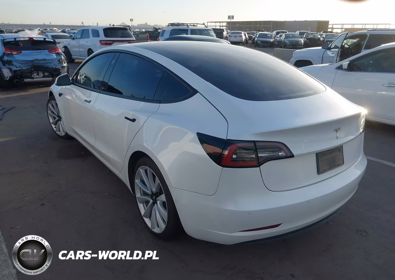 2021 Tesla Model 3 Standard Range Plus Rear-Wheel Drive VIN:5YJ3E1EA0MF871834 - 3