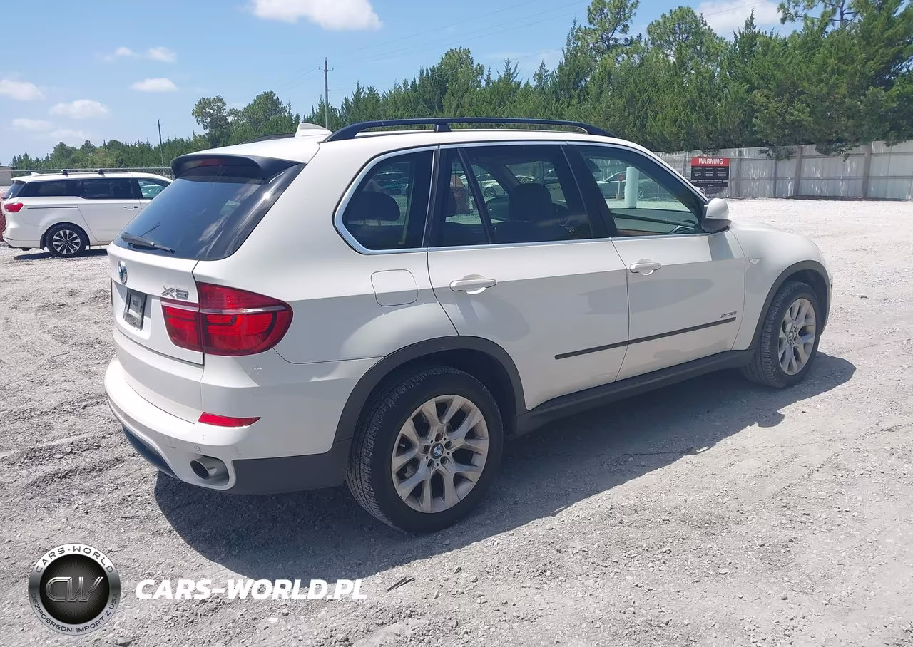 2013 BMW X5 xDrive35I-xDrive35I Premium-xDrive35I Sport Activity VIN:5UXZV4C58D0B15637 - 4